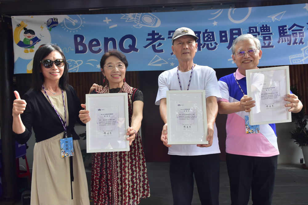 <br />
<b>Notice</b>:  Undefined index: msg_title in <b>/home/gibenqfo/public_html/modules/feature-slider_benq_detail.php</b> on line <b>54</b><br />
