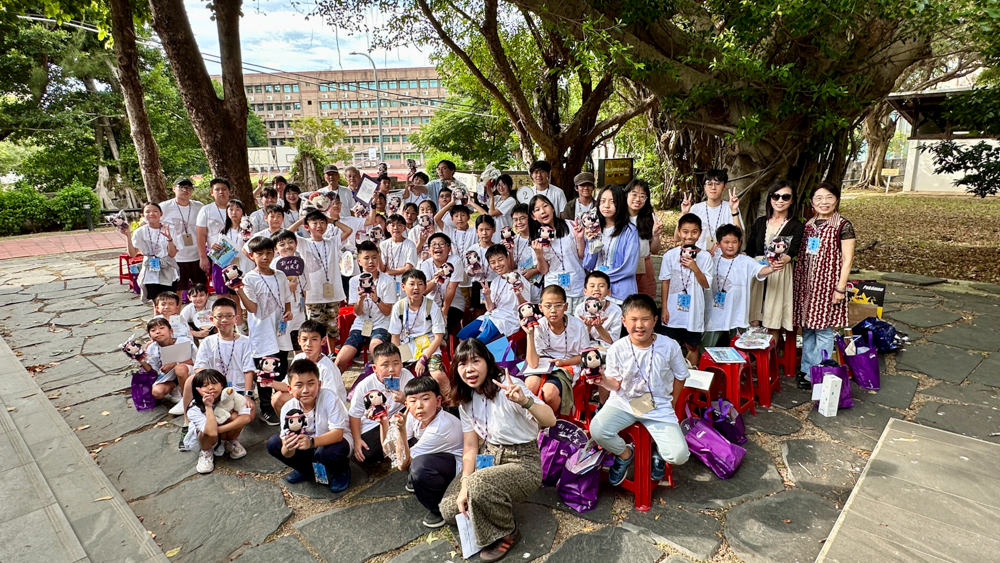 <br />
<b>Notice</b>:  Undefined index: msg_title in <b>/home/gibenqfo/public_html/modules/feature-slider_benq_detail.php</b> on line <b>54</b><br />
