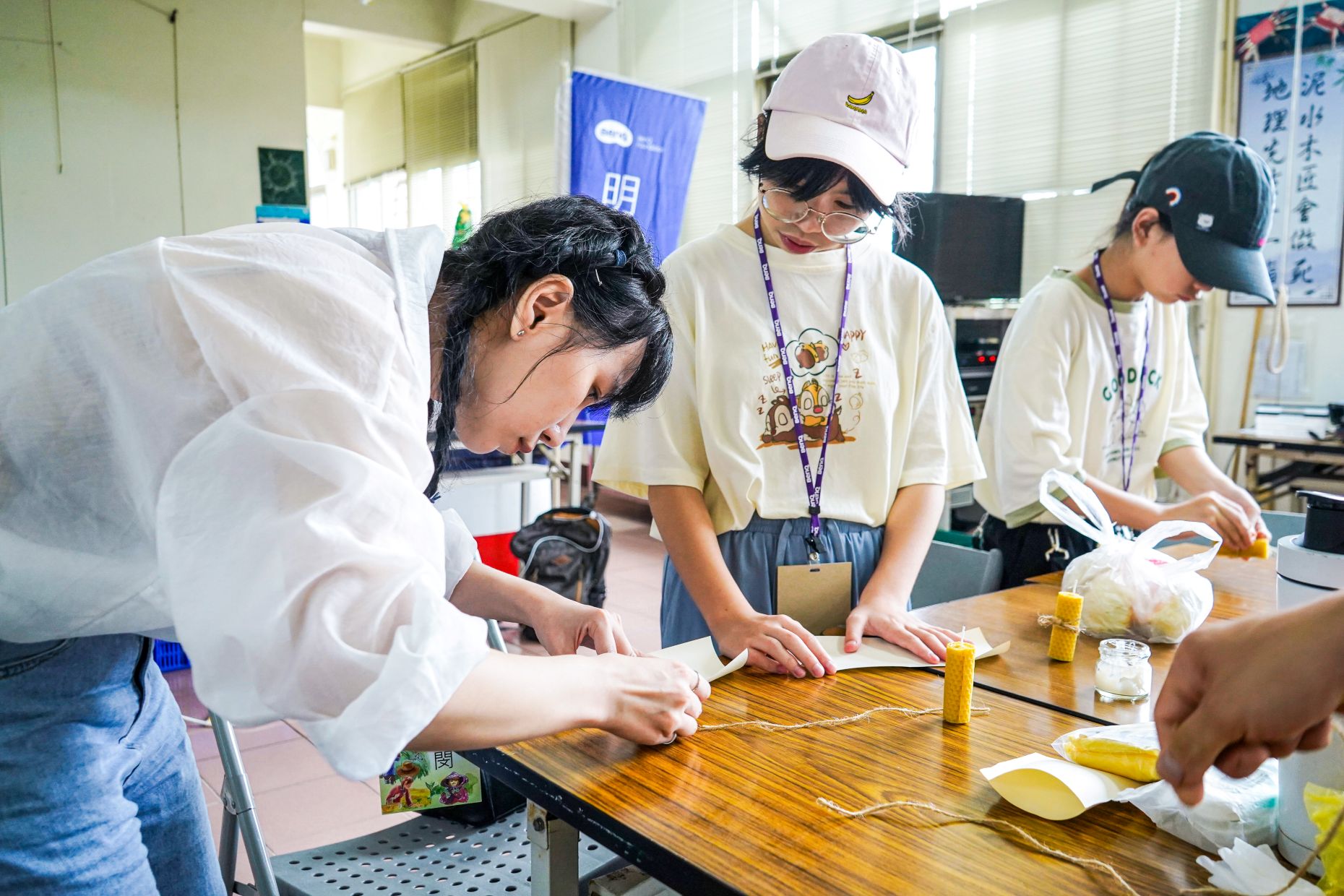 <br />
<b>Notice</b>:  Undefined index: msg_title in <b>/home/gibenqfo/public_html/modules/feature-slider_benq_detail.php</b> on line <b>54</b><br />
