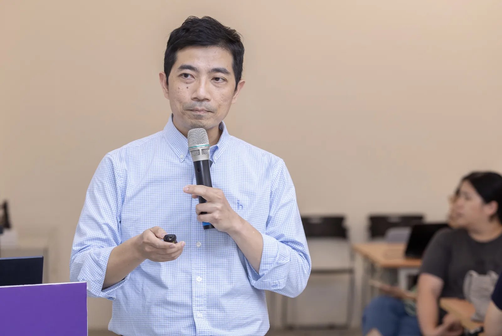 <br />
<b>Notice</b>:  Undefined index: msg_title in <b>/home/gibenqfo/public_html/modules/feature-slider_benq_detail.php</b> on line <b>54</b><br />
