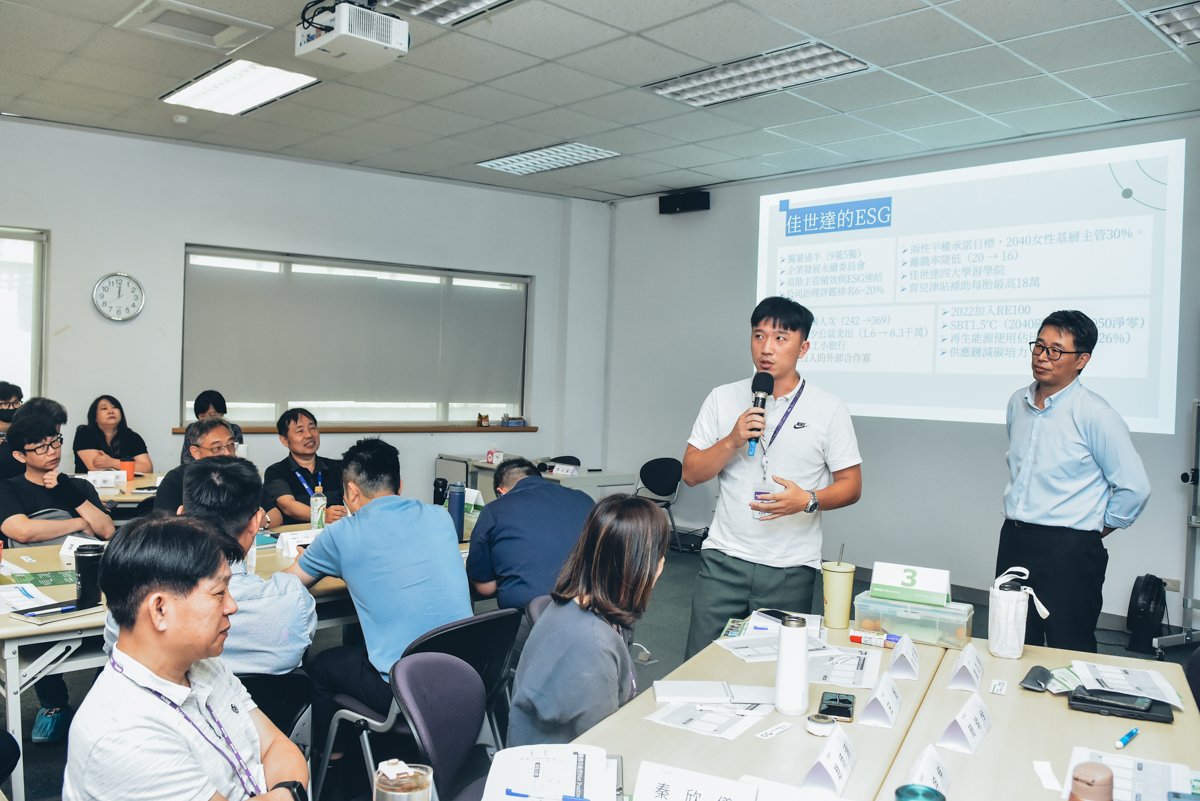 <br />
<b>Notice</b>:  Undefined index: msg_title in <b>/home/gibenqfo/public_html/modules/feature-slider_benq_detail.php</b> on line <b>54</b><br />
