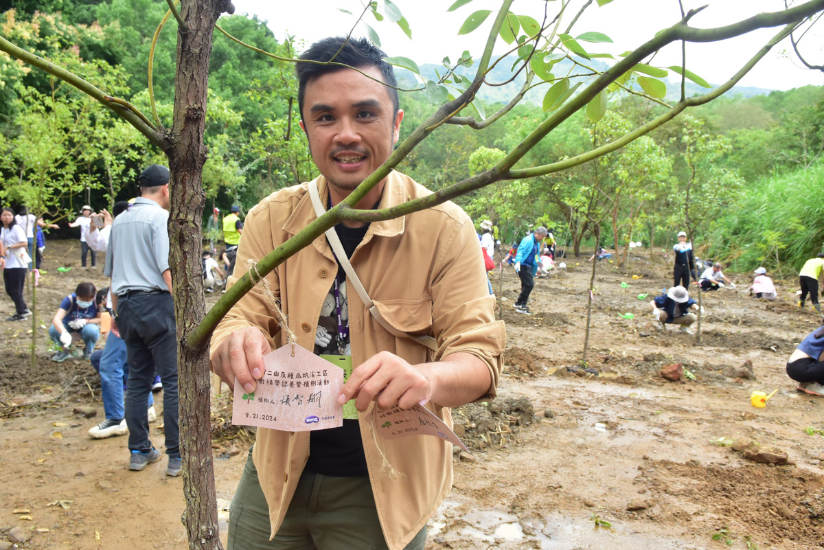 <br />
<b>Notice</b>:  Undefined index: msg_title in <b>/home/gibenqfo/public_html/modules/feature-slider_benq_detail.php</b> on line <b>54</b><br />
