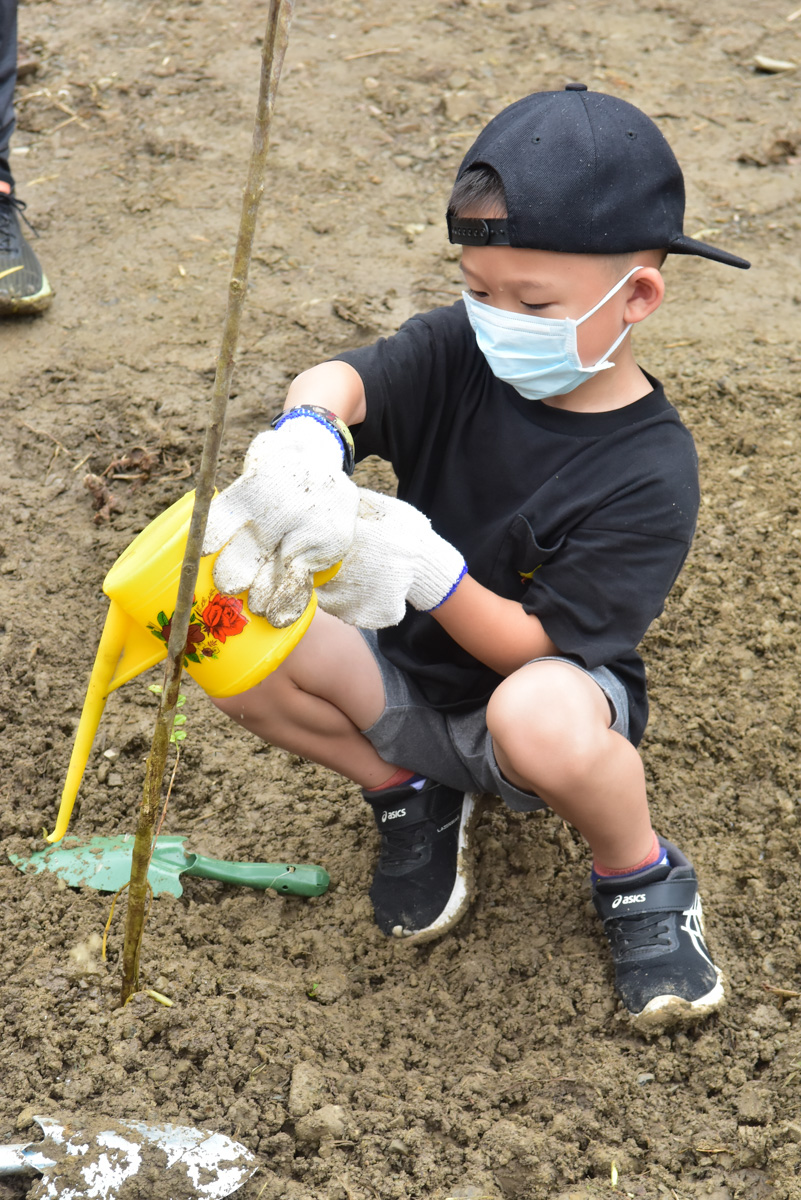 <br />
<b>Notice</b>:  Undefined index: msg_title in <b>/home/gibenqfo/public_html/modules/feature-slider_benq_detail.php</b> on line <b>54</b><br />
