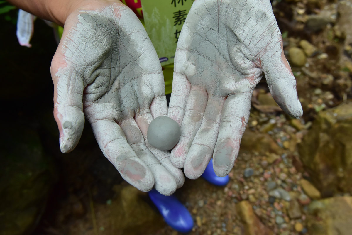 <br />
<b>Notice</b>:  Undefined index: msg_title in <b>/home/gibenqfo/public_html/modules/feature-slider_benq_detail.php</b> on line <b>54</b><br />
