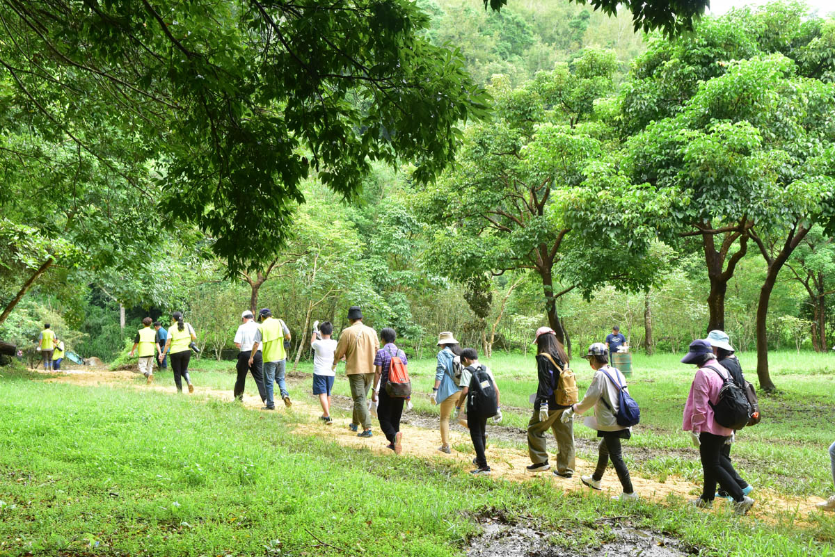 <br />
<b>Notice</b>:  Undefined index: msg_title in <b>/home/gibenqfo/public_html/modules/feature-slider_benq_detail.php</b> on line <b>54</b><br />
