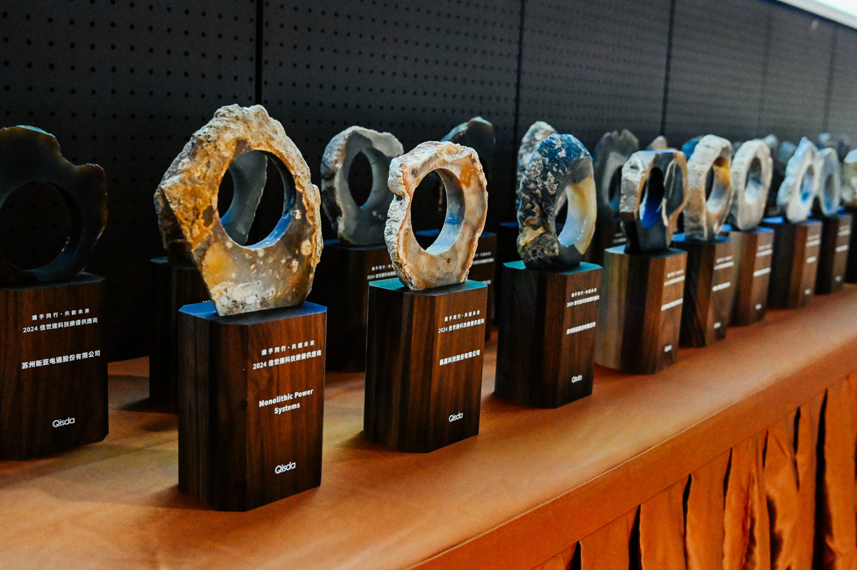 <br />
<b>Notice</b>:  Undefined index: msg_title in <b>/home/gibenqfo/public_html/modules/feature-slider_benq_detail.php</b> on line <b>54</b><br />
