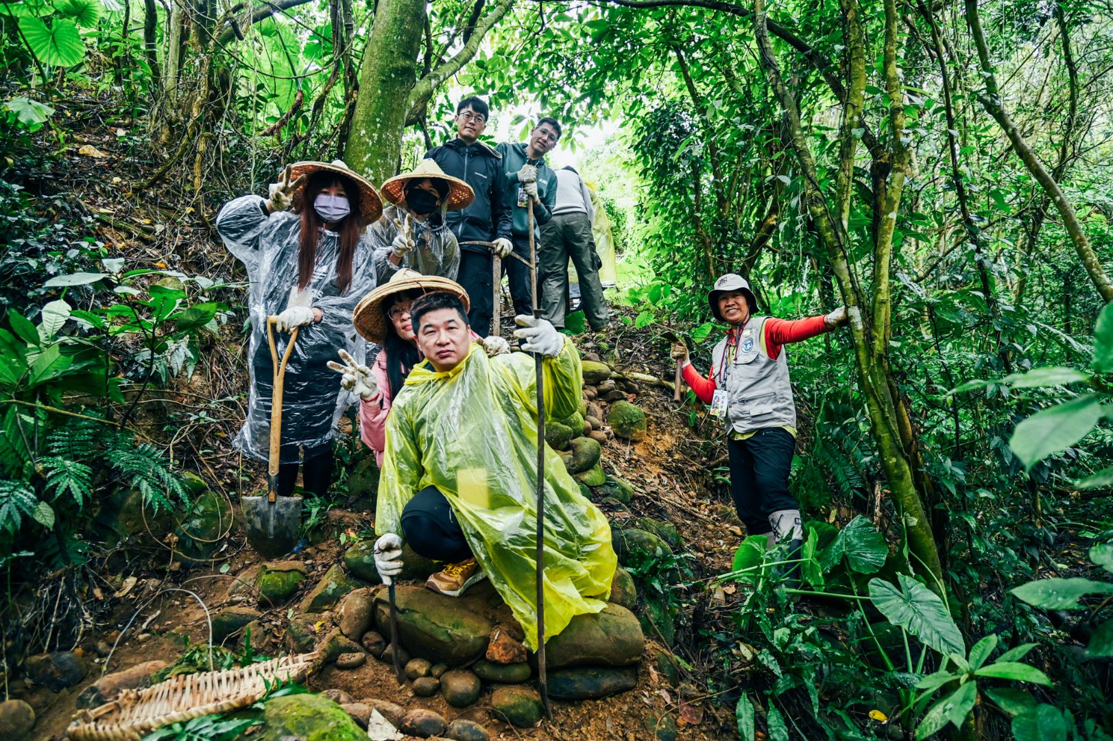 <br />
<b>Notice</b>:  Undefined index: msg_title in <b>/home/gibenqfo/public_html/modules/feature-slider_benq_detail.php</b> on line <b>54</b><br />
