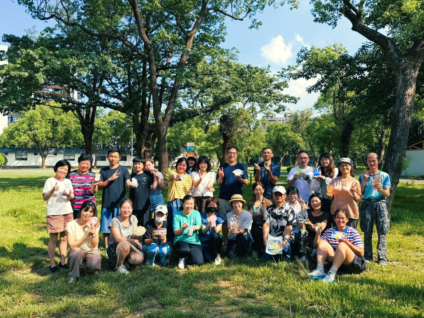 虎頭山社區自然學苑：色彩與陶土交織　捏塑生活好風景